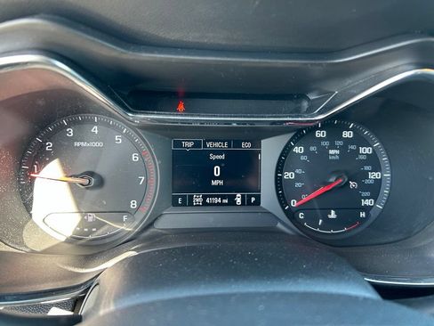 Used 2022 Chevrolet TrailBlazer LT AWD/4WD image 17