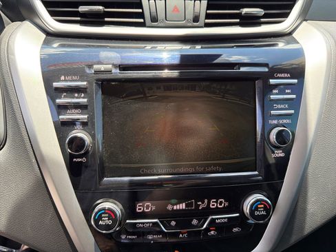 Certified 2021 Nissan Murano SV FWD image 22