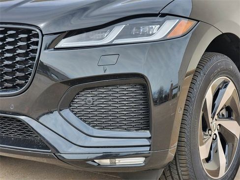 Used 2026 Jaguar F-PACE R-Dynamic S image 8