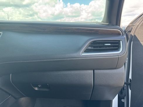 Used 2024 Chevrolet Tahoe Premier RWD image 16