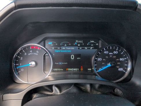 Used 2017 Ford F350 Lariat w/ Lariat Value Package image 16