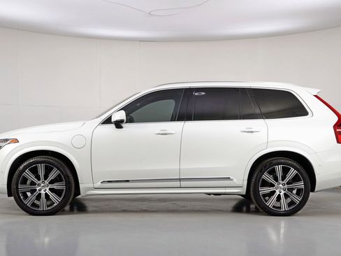 Used 2024 Volvo XC90 T8 Ultimate w/ Protection Package Premier image 9
