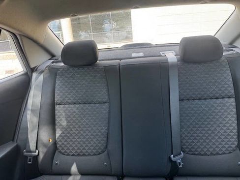 Used 2018 Kia Rio S image 41