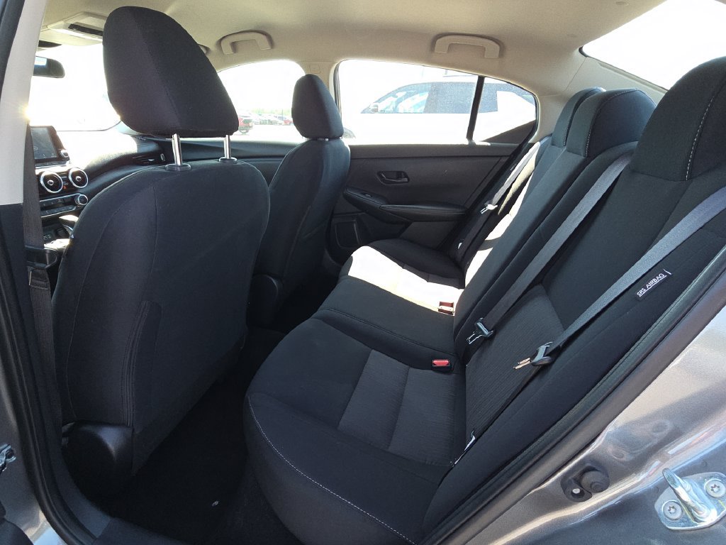 Used 2024 Nissan Sentra SV FWD image 28