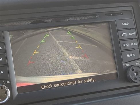 Used 2014 Nissan NV200 SV w/ Technology Package image 20