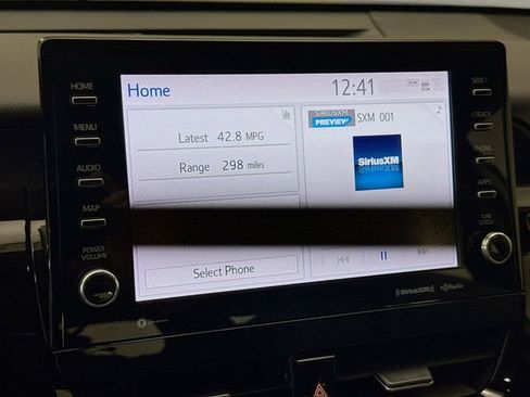 Used 2021 Toyota Camry XLE w/ Cold Weather Package image 14