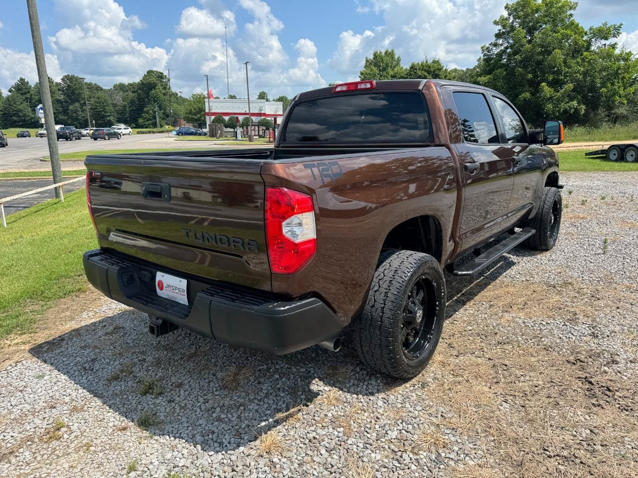 Used 2017 Toyota Tundra SR5 w/ TRD Off Road Package AWD/4WD image 3