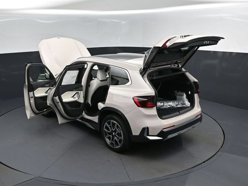 New 2026 BMW X1 xDrive28i w/ Convenience Package AWD/4WD image 47