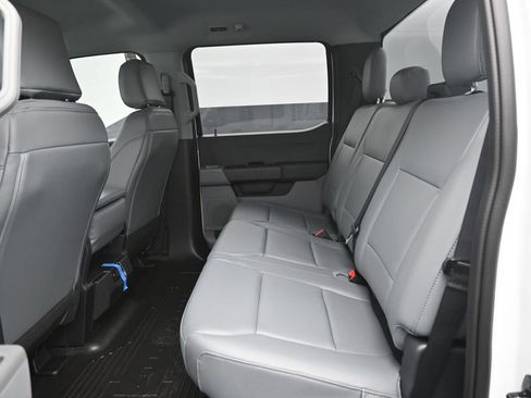 New 2025 Ford F250 XL w/ XL Off-Road Package image 7