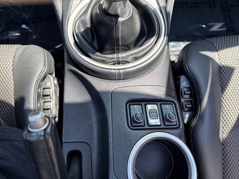 Used 2010 Nissan 370Z Touring w/ Sport Pkg RWD image 25