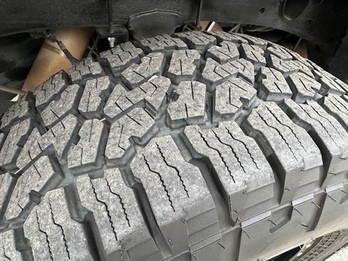 Used 2015 Chevrolet Silverado 2500 LTZ w/ LTZ Plus Package image 22