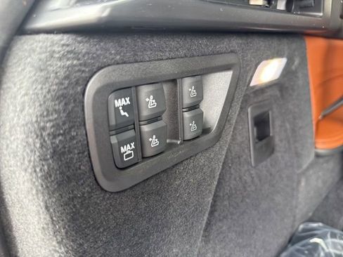 New 2026 BMW X7 xDrive40i w/ M Sport Package image 9