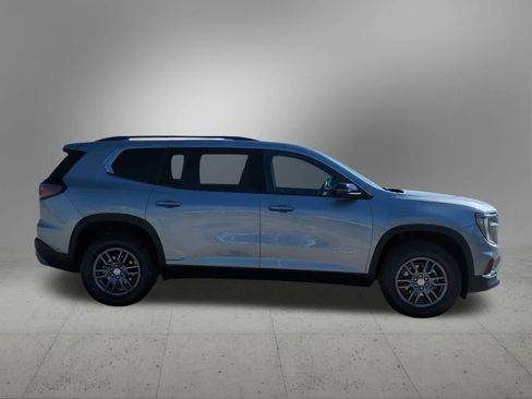 Used 2025 GMC Acadia Elevation image 7