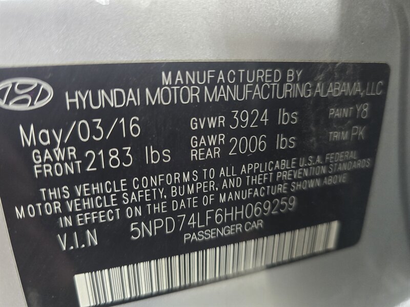 Used 2017 Hyundai Elantra SE FWD image 28