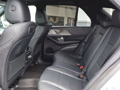 Used 2020 Mercedes-Benz GLE 350 4MATIC w/ Premium Package image 38