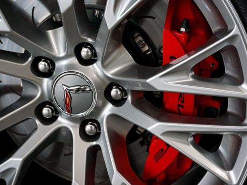 Used 2016 Chevrolet Corvette Z06 w/ 3LZ Preferred Equipment Group RWD image 69