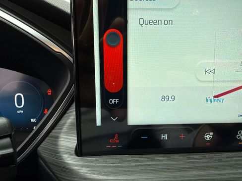 New 2026 Ford Escape Platinum image 7