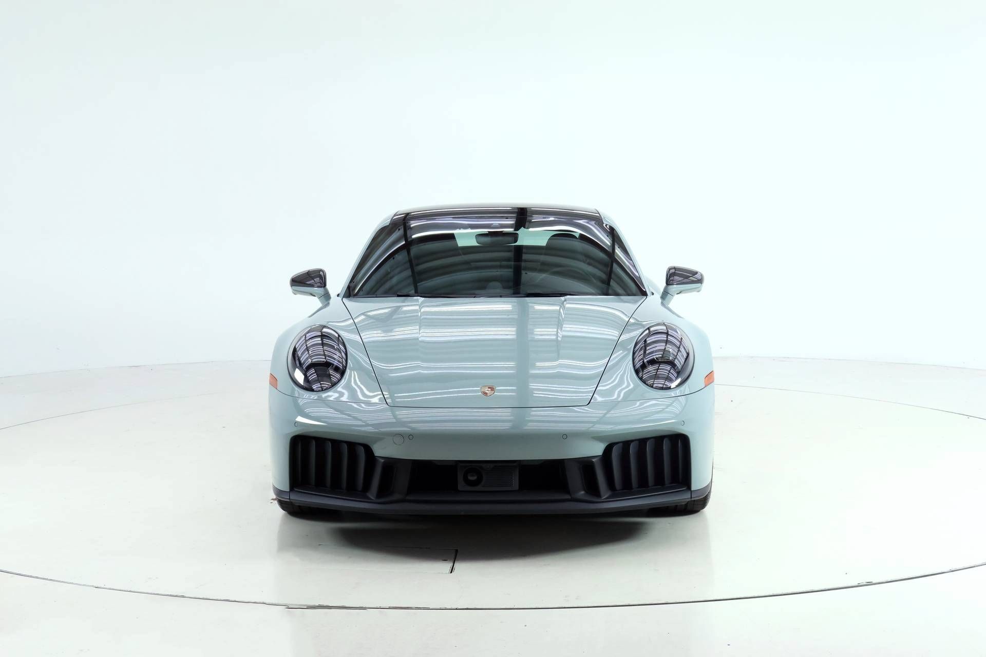Used 2025 Porsche 911 Carrera 4 GTS AWD/4WD image 8