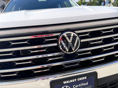 Certified 2024 Volkswagen Atlas SEL AWD/4WD image 30