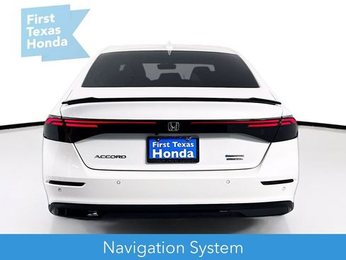 Certified 2024 Honda Accord Touring image 7