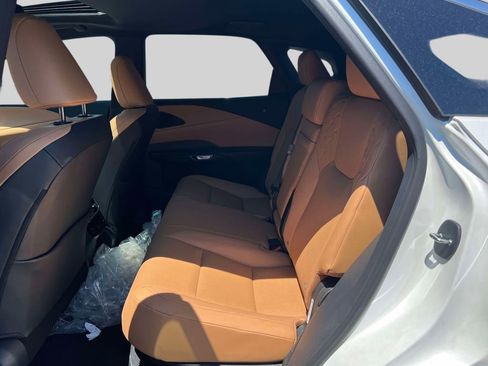 New 2026 Lexus RX 350h AWD/4WD image 12