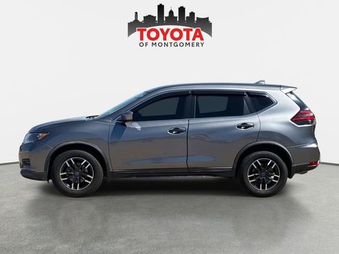 Used 2018 Nissan Rogue S image 6