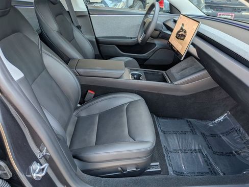 Used 2025 Tesla Model 3 Long Range RWD image 19