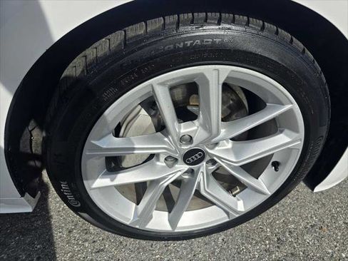 Used 2024 Audi A5 2.0T Premium w/ Convenience Package image 9