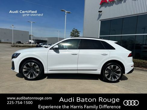 Certified 2025 Audi Q8 Prestige image 5