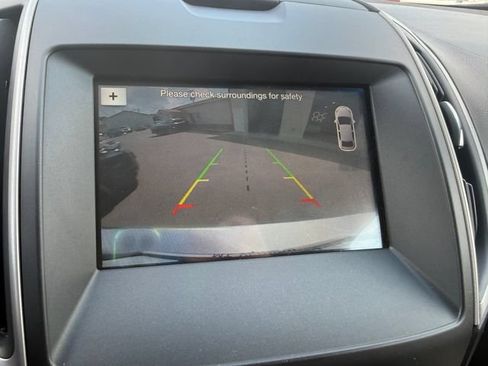 Used 2018 Ford Edge SEL w/ Equipment Group 201A AWD/4WD image 26