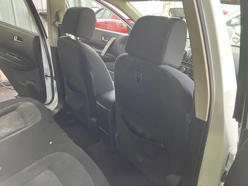 Used 2012 Nissan Rogue S FWD image 26