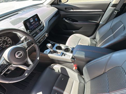 Certified 2024 Nissan Altima 2.5 SR AWD/4WD image 22