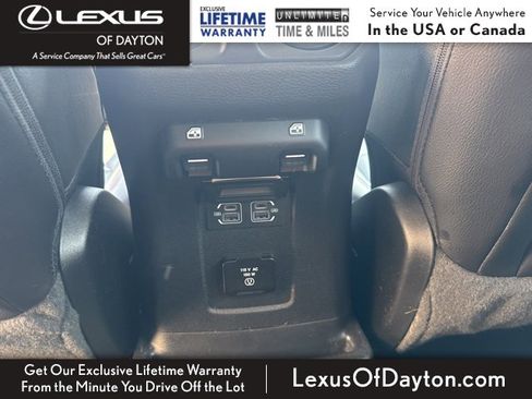 Used 2021 Jeep Wrangler Unlimited Sahara image 35