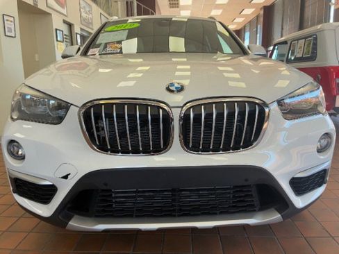 Used 2019 BMW X1 sDrive28i image 4