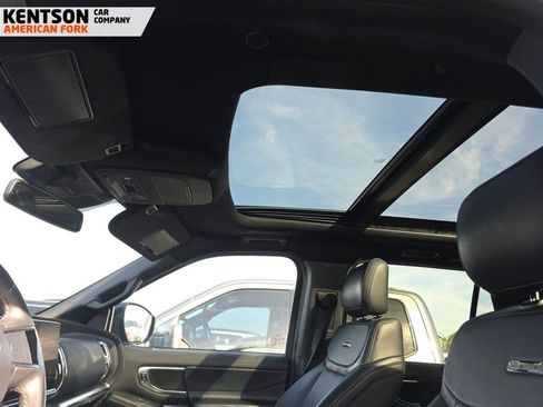 Used 2025 Ford Expedition Max Platinum w/ Stealth Performance Package image 11