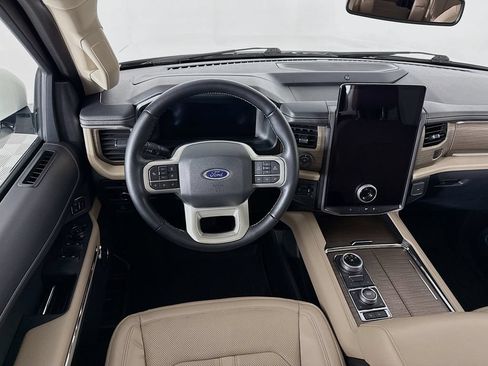 Used 2023 Ford Expedition Max Limited AWD/4WD image 24