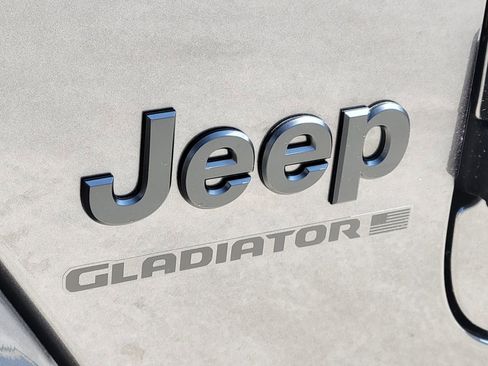 New 2026 Jeep Gladiator Willys image 21