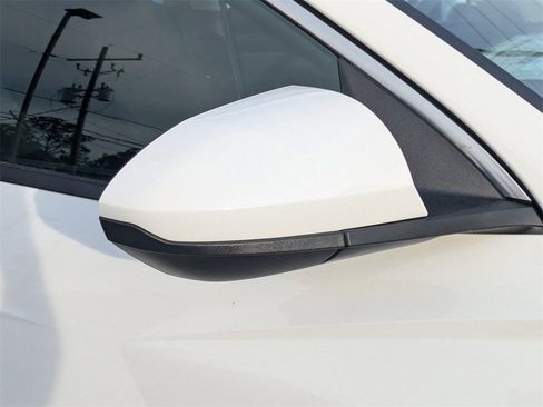 New 2026 Hyundai Tucson SE FWD image 11