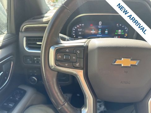 Used 2023 Chevrolet Suburban LT w/ Luxury Package AWD/4WD image 22