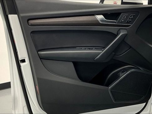 Used 2022 Audi Q5 2.0T Premium w/ Convenience Package image 20