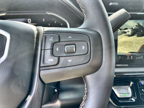 New 2026 GMC Sierra 2500 AT4 w/ AT4 Premium Plus Package AWD/4WD image 32