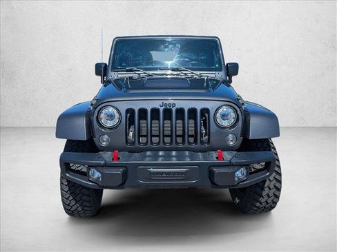 Used 2017 Jeep Wrangler Unlimited Sahara AWD/4WD image 2