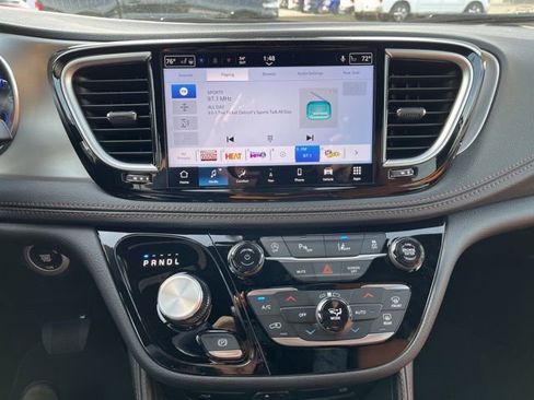 New 2026 Chrysler Pacifica Pinnacle w/ Trailer Tow Group image 12