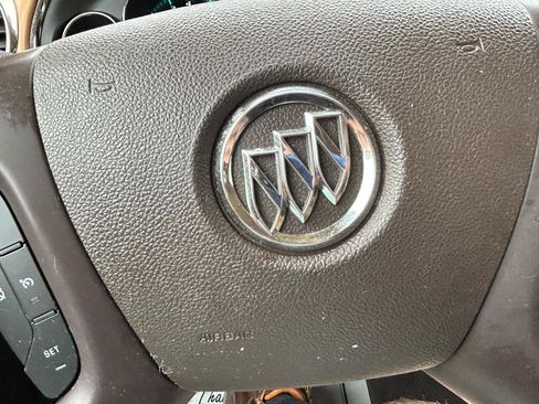 Used 2014 Buick Enclave Leather FWD image 21