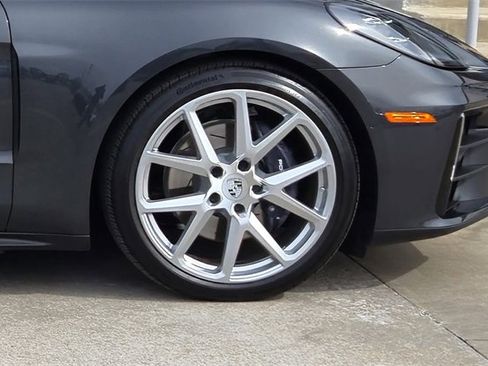 New 2024 Porsche Panamera 4 image 11
