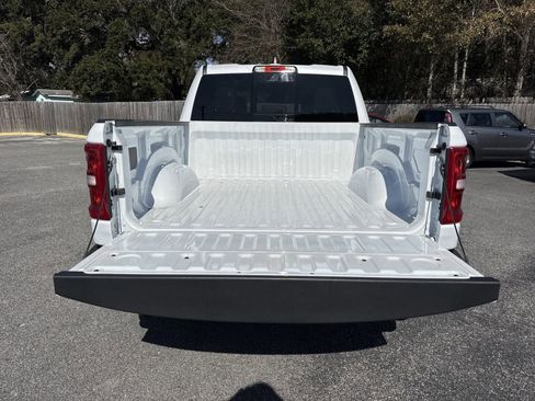 Used 2025 RAM 1500 Laramie image 34