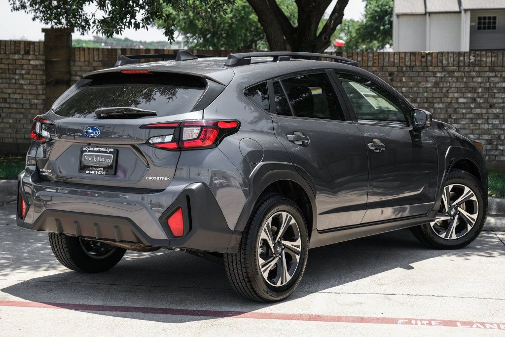 Used 2024 Subaru Crosstrek 2.0i Premium AWD/4WD image 15