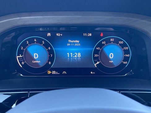 New 2026 Volkswagen Atlas SE FWD image 26