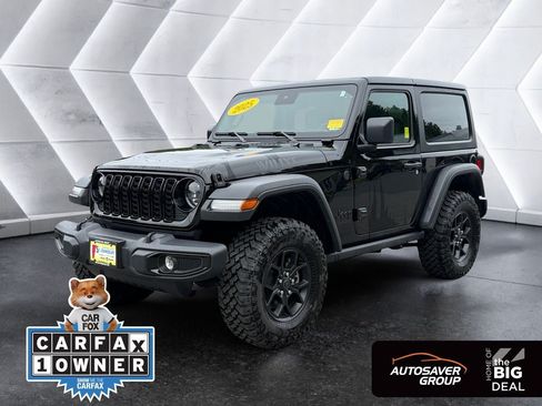 Used 2025 Jeep Wrangler Sport AWD/4WD image 1