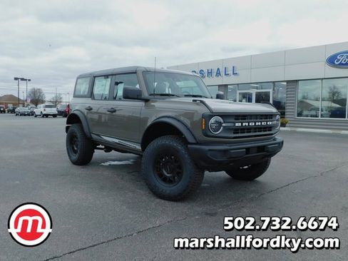 New 2025 Ford Bronco 4-Door image 1